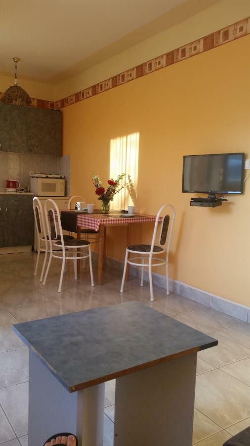 Porat House Apartment Zalakaros Ngoại thất bức ảnh